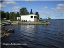 Chalet au bord de l'eau