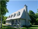 Maison sur un grand domaine