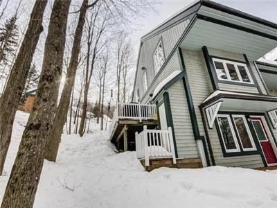 Chalet Nestled on Mountain of St-Sauveur (6-month rental from June - November)