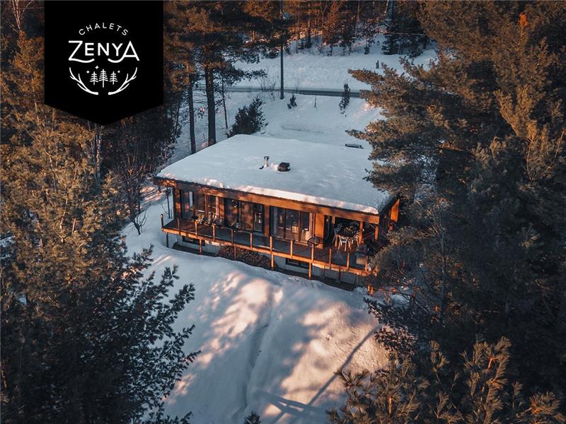 Luxueux chalet en bordure de lac : Chalet DesignPur