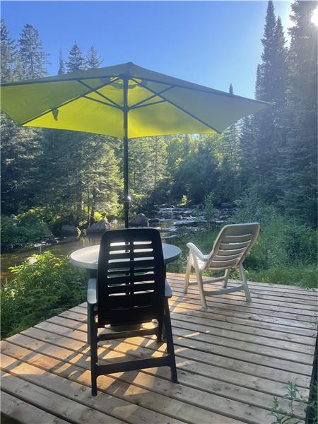 Hidden getaway, North Side of Mont Tremblant - Affordable
