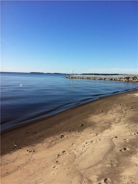 Chalet à louer au Lac-St-Jean ( secteur St-Gédéon ) Au p'tit f'leau du lac...