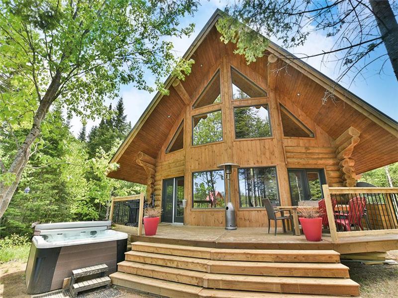 Pinecone Ste Christine D Auvergne Cottage Rental Pl 24061