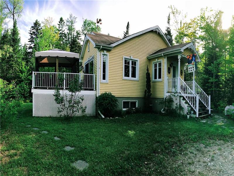 Cottage Quiet Bay At David Lake Chertsey Cottage Rental Di