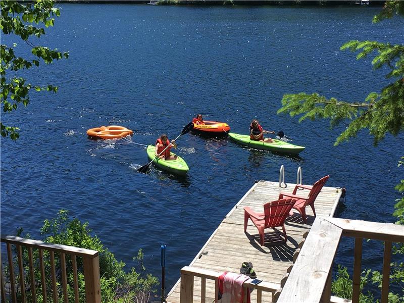 Chalet à louer:  entièrement  équipé,  quai privé, nature et activités 4 saisons