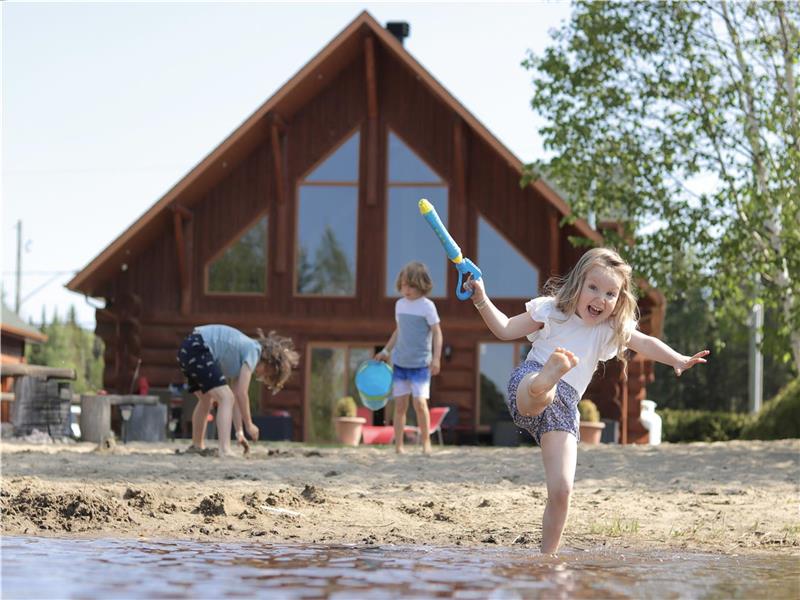 Le Jadanie Chalet - chalet en bois rond à louer, bord de lac avec spa