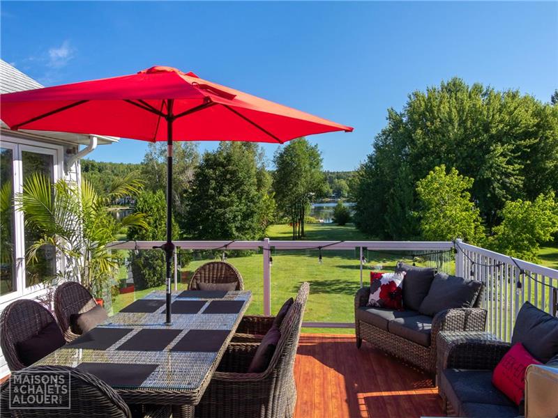 L'Oiseau Bleu - Val-des-Sources Cottage Rental | DI-27288