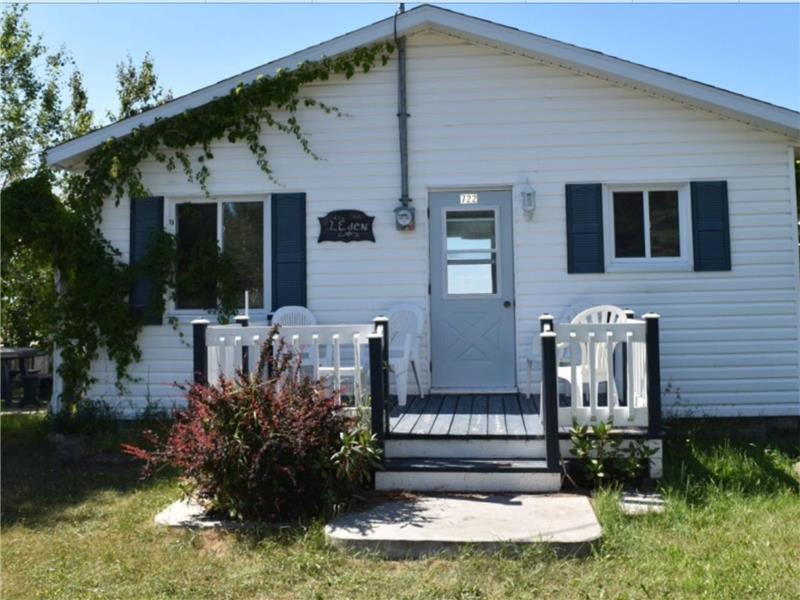 Chalet Le Phare Au Bord Du Fleuve Chalet A Louer L Isle Verte Or 27608 Chaletsauquebec