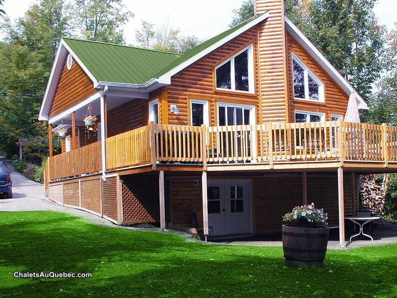 Chalet En Bois A Vendre : Quebec Canada Cottages for Sale Chalet En Bois A Vendre : Quebec Canada Cottages for Sale