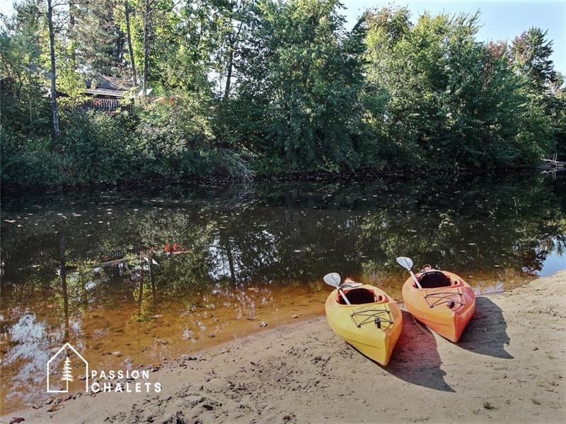 * PASSION CHALETS * | DE LA RIVIÈRE | RIVERSIDE - BEACH & KAYAKS - FISHING