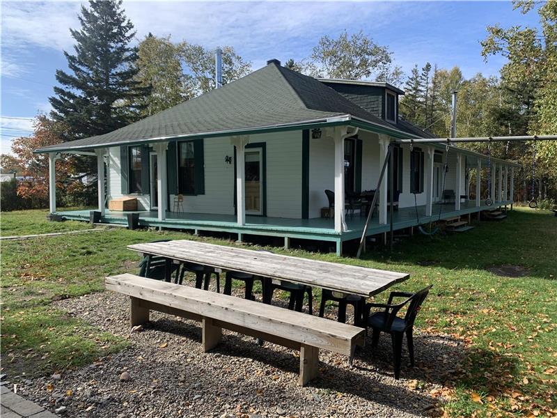 Seashell Villa - spacious ancestral home of 2,500 square feet (CITQ 262356)