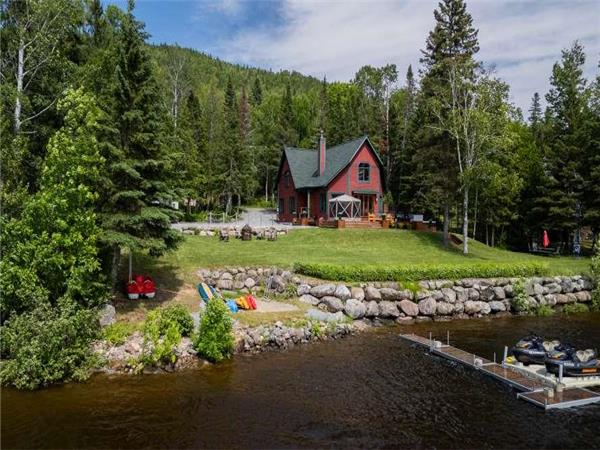 Le Grand Chêne, SPA, Pohénégamook