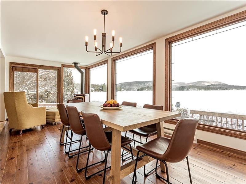 Chalet Le Savard, directement sur le bord du lac Sept Îles