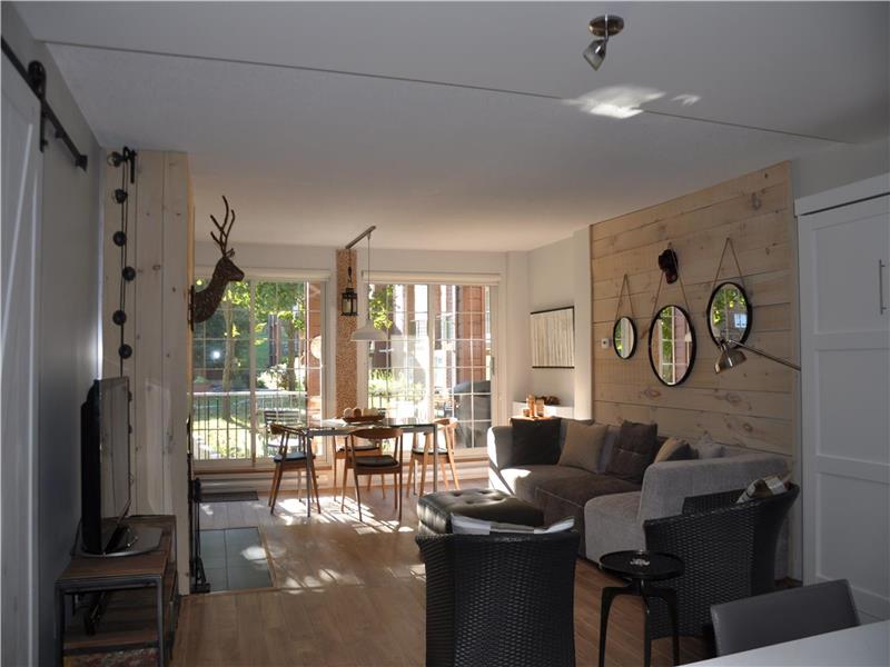 À LOUER, 300$/nuit ***POSSIBILITÉ LONG TERME @ 2650$/mois, garage intérieur inclus***