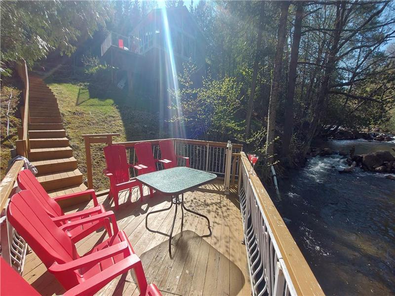 CHALET À LOUER Le Relax Sens ( SANS VOISIN PROCHE) rivière Sacacomie Saint-Alexis-des-Monts