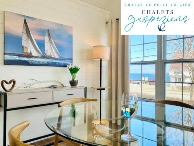 *Chalet le petit voilier* à 2 minutes de marche du Rocher-Percé ! Signé CHALETS GASPÉZIENS