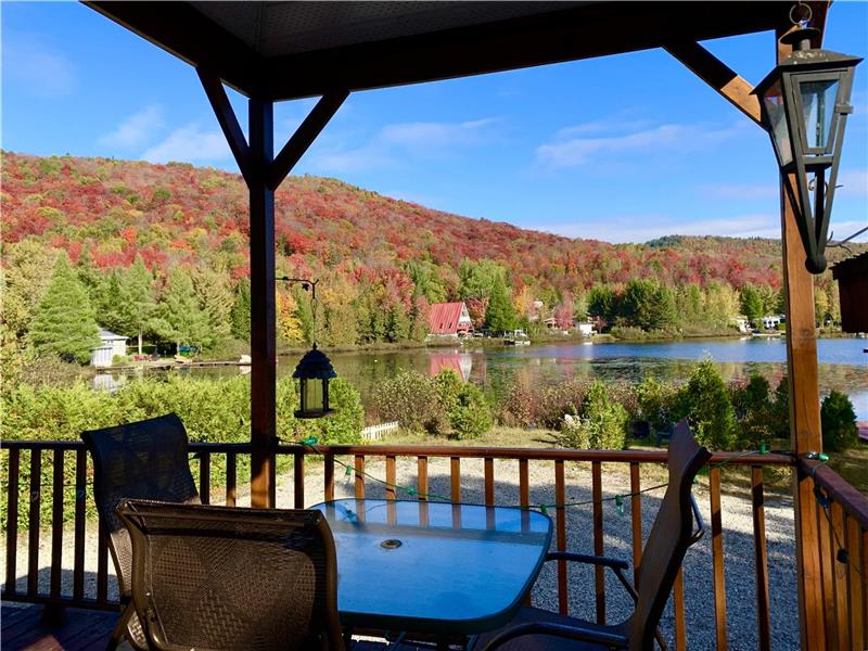 Lovely chalet on Lac Paré