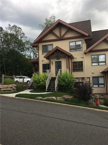 Superbe condo directement sur le Mont Soleil