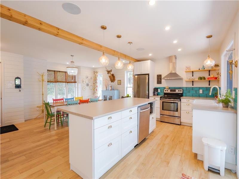 ** RABAIS 20% sur séjours du 5 janvier au 27 février ** Chalet lac écologique AVEC SPA en Estrie