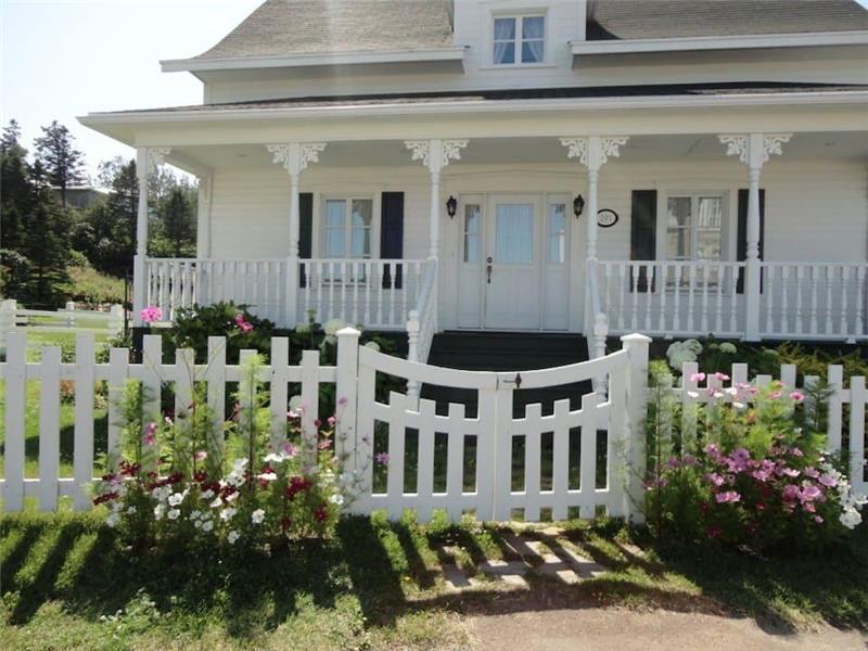 La Belle Blanche, Sait-Ulric de Matane REDUCTION DE DÉCEMBRE À FIN AVRIL 2026  # CITQ 304344