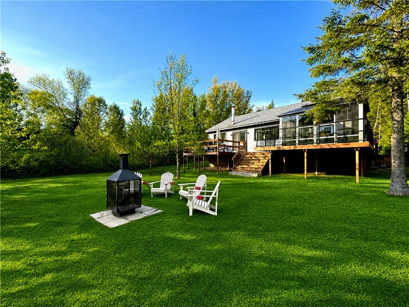 Chalet for rent holiday lake