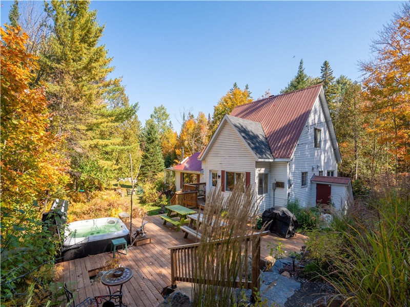 Chalet chaleureux | Spa, rivière & forêt