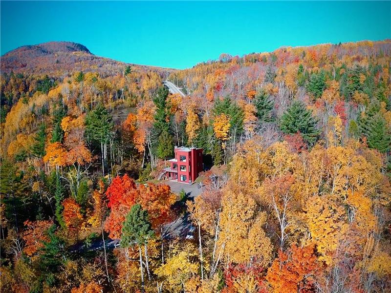 Chalet intime à Petite Rivière Saint Francois