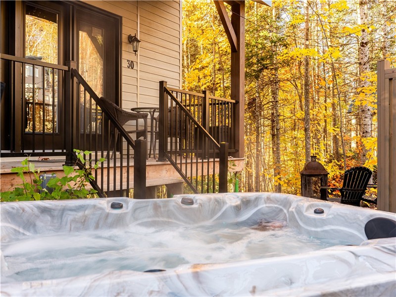 Tiny cottage for 2- SPA and outdoors- Le EVA