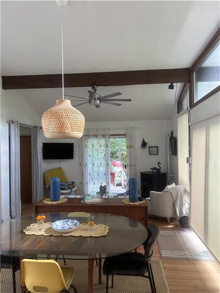 Enjoy the best time of the year to go to the cottage !