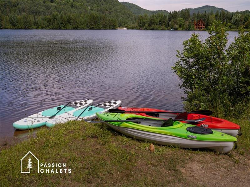 * PASSION CHALETS * | L'ATUK | SPA - ACCÈS LAC - EMBARCATIONS - BILLARD - SKI