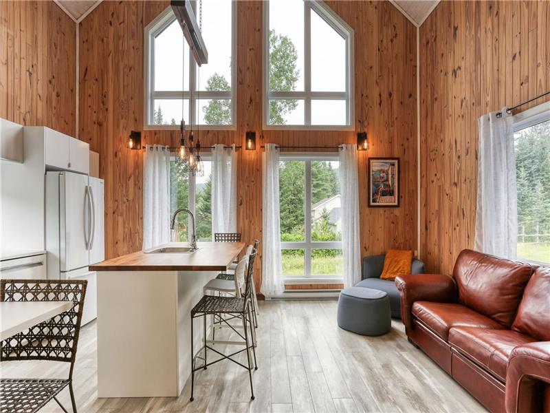 L'Amour Des Pins - 2 Chambres, 1 Sdb, SPA, Rivière, Belle Vue sur Les Montagnes