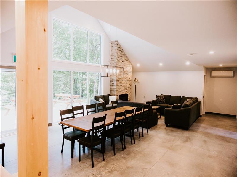 Chalet Tanguay - 20 personnes | Lac Sept Îles