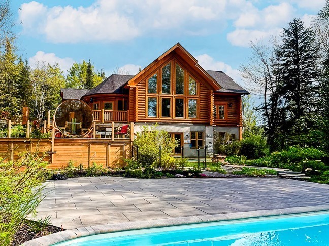 Chalet Golden Bear Spa (Lac Fiddler)