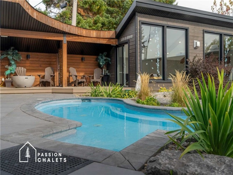 * PASSION CHALETS * | SPA LE SUISSE INN | EXPÉRIENCE THERMALE (PISCINE / SPA / SAUNA ) - TABLES JEUX