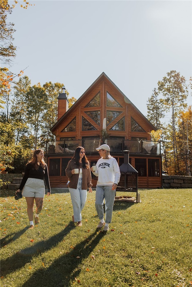 Luxurious Chalet le Boreal 131 - Spa / Pool table / Fireplaces / waterside