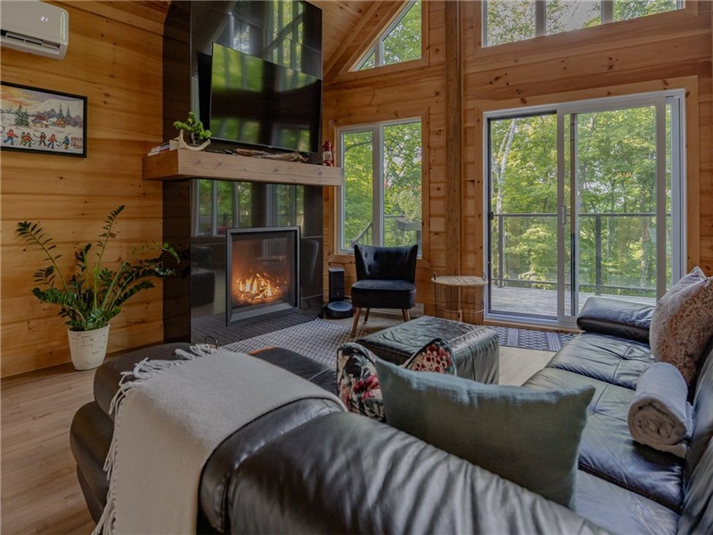Le Shanti - Monthly or Seasonal Rental - Exit Chalets - Mont Tremblant - View