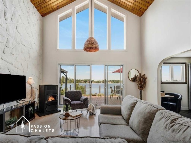 * PASSION CHALETS * | TORTUE DU LAC | BORD DE LAC - BILLARD - ARCADES - FOYERS - 5+ CHAMBRES