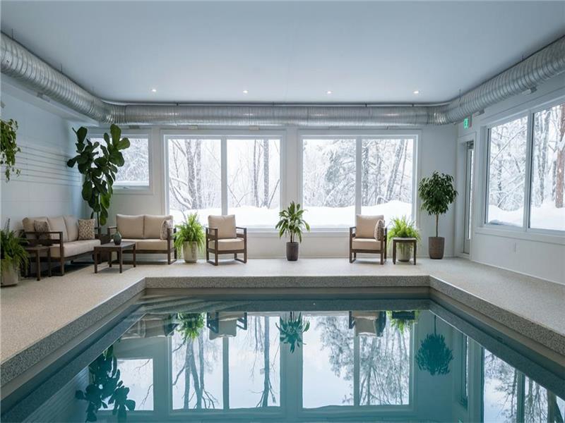 Villa 1 - Chaletswow,com - PISCINE INT., SPA, SAUNA, GYM, QUAI, EMBARCATIONS, BILLARD, ARCADES...