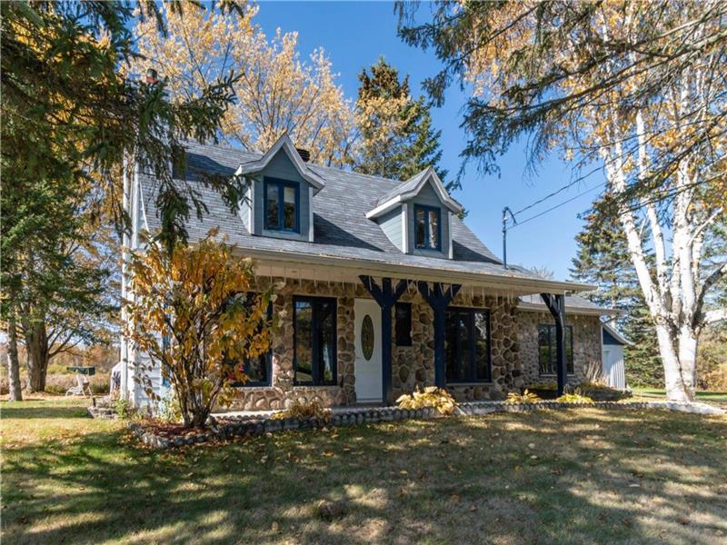 CHALET 432 - LE BONHEUR À LA CAMPAGNE (32 jours minimum)