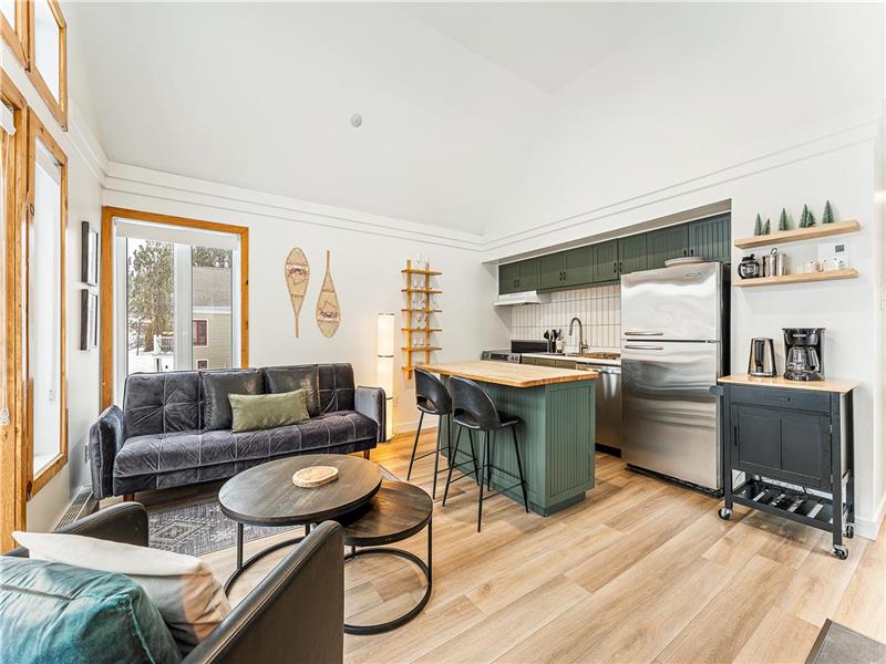 Beautiful condo with Orford Mountain View