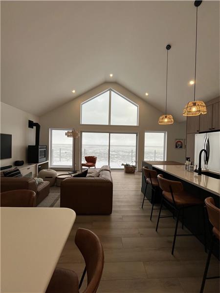 Phil Good-Grande Pointe + Loft