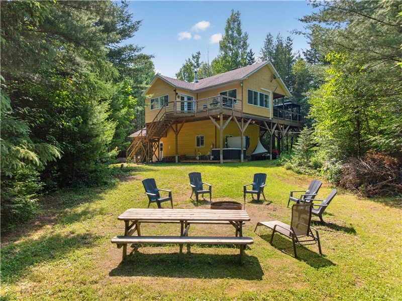 Ma Chic cabane 2 - 15 minutes from St-Jovite