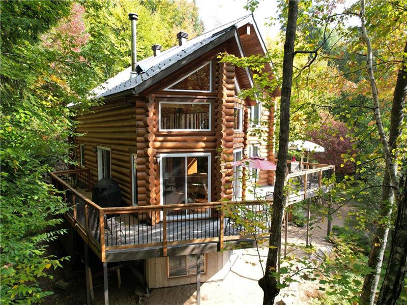* PASSION CHALETS * | AU FIL DE L'EAU | RIVERFRONT - MAJESTIC ROUND WOOD - FIREPLACE - HIKING