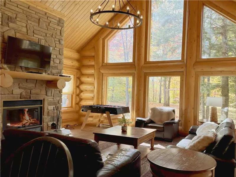 Chalet Paix Nordique 11 / Lac Fiddler/ spa prive / Chalet luxe/ Chalet a loué/ piscine chauffée