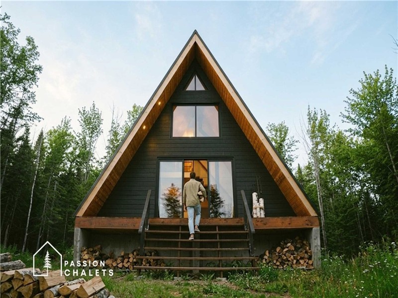 * PASSION CHALETS *| LE LOFT 51 | LAKE TÉMISCOUATA ACCESS - A-FRAME - FIREPLACE - AIR HOCKEY TABLE