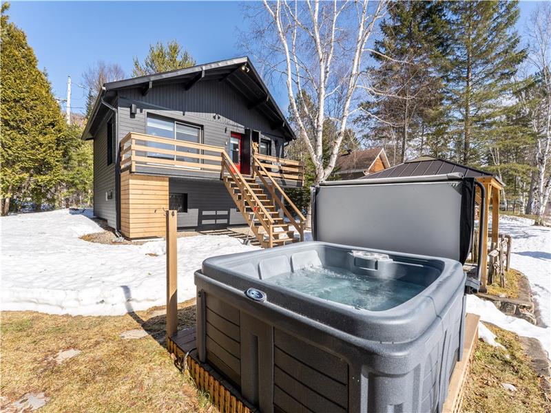 *Galaxia |Du Pont | spa | Bord Lac Ouareau