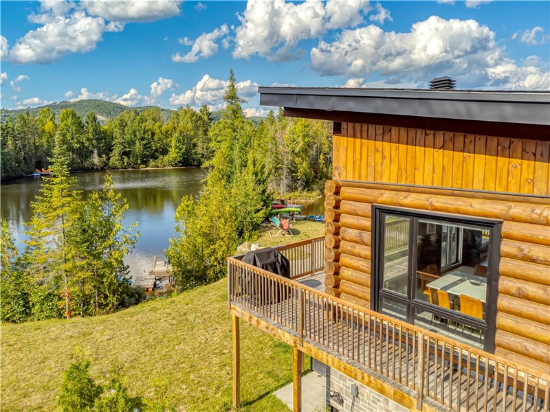 SPA, Ski, Arcade & Lakeside Retreat: The Perfect Getaway at SkiOlac