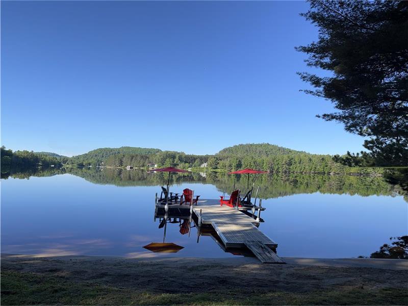 Chalet bord de l'eau