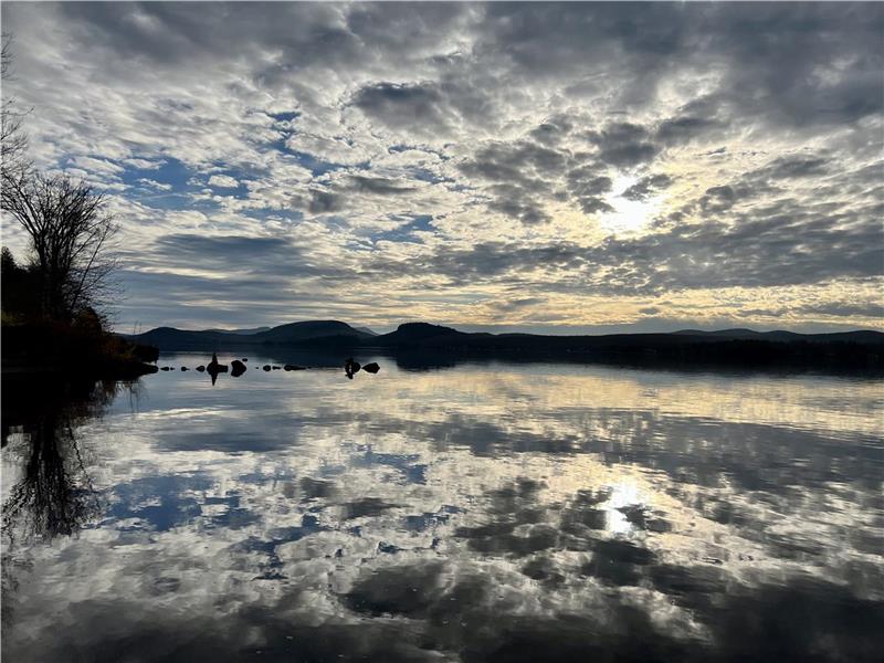 Le Paisible avec SPA et Accès au Lac Brompton