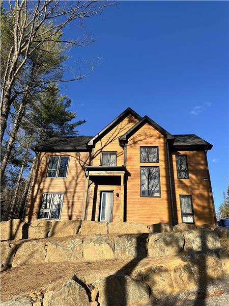 Sommétoile-Chalet de luxe neuf au sommet d'une montagne-SPA, Sauna, Nature, Ski & plages à proximité